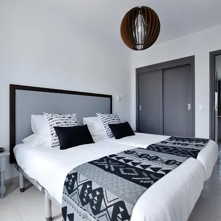 Apartment Holyhome Grey *