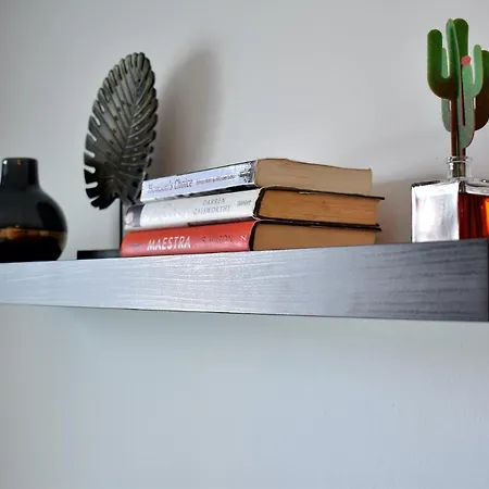 Holyhome Grey Apartment